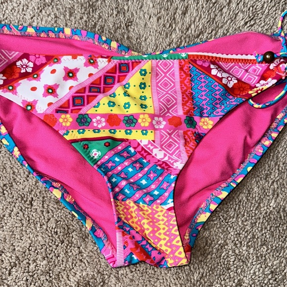 Women’s size large bikini bottom no tag no brand - Picture 4 of 7